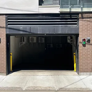 https://initial-fleuriste-parking-centre-ville-qc.hotelsquebeccity.net